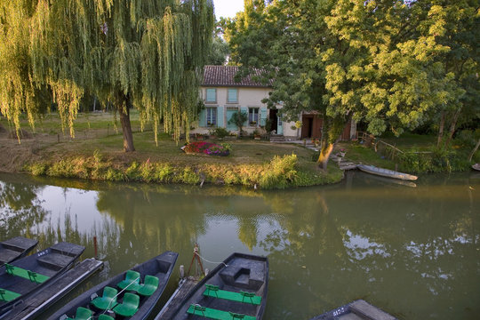 france,85,marais poitevin,coulon : port embarcad&egrave;re