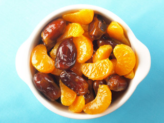 dates and tangerine fruit salad