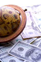 currency and investment