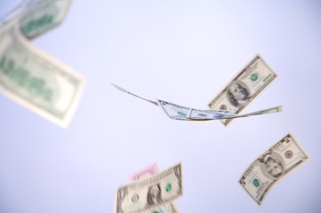 currency and investment
