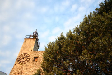 Campanile à Vaison la Romaine