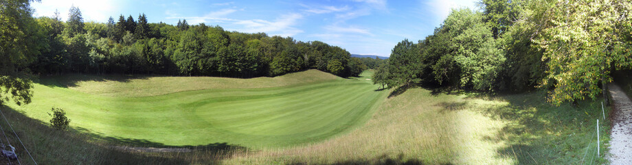 Fototapeta na wymiar panorama golf terrain