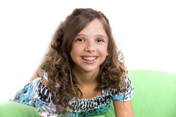 jeune adolescente bouclée © Magalice