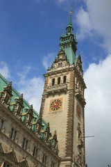 Fototapeta na wymiar Hamburg. Rathausturm