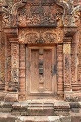 Fototapeta na wymiar Khmer Relief in Banteay Srei