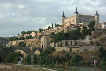 Puente de Alcantara y Alcazar, Toledo