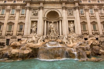 Fototapeta premium Trevi Fountain - famous landmark in Rome (Italy).