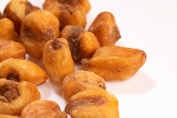 Fried corn seeds