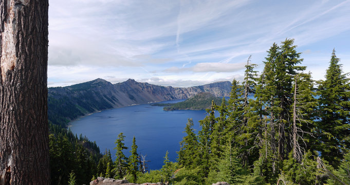 Crater lake, Oregon © Cmon
