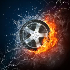 Crédence de cuisine en verre imprimé Flamme Roue de voiture en flammes et eau