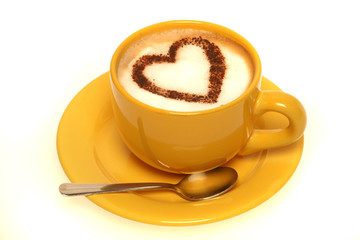 Milchkaffee mit Herz