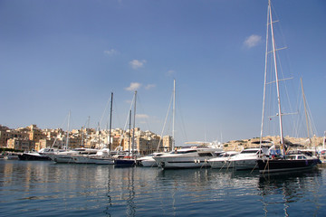 Fototapeta na wymiar port Vittoriosa ? Malte