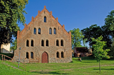 Fototapeta na wymiar Opactwo cystersów Lehnin: Spichlerz (Brandenburgia)