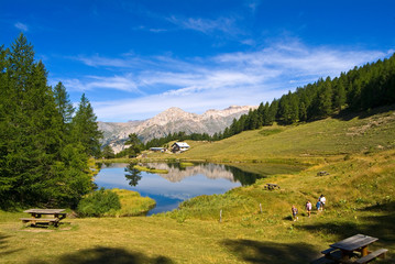 Lago Launè - riflessi sull'acqua - Valle Susa - Italia