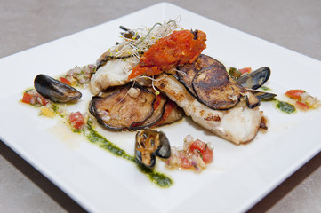 Plat  de poisson cuisiné
