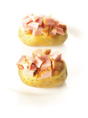 baked potatoes with ham
