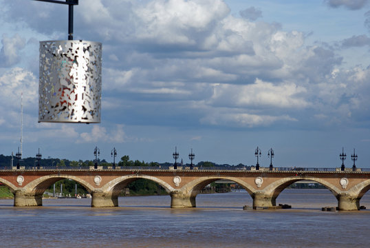 Brücke in Bordeaux