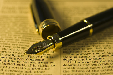 F&uuml;llfederhalter