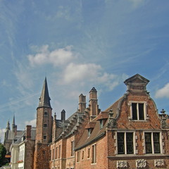 Fototapeta na wymiar Średniowieczna architektura w Brugge / Belgia
