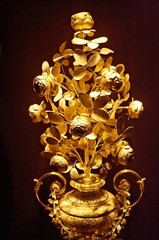 gold flower