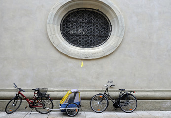 regensburg, biciclette nel centro storico #3