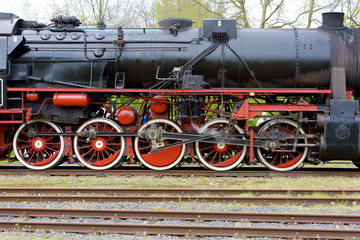 Fototapeta na wymiar Parowa lokomotywa, Veendam - Stadskanaal, Holandia