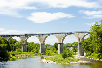 Fototapeta na wymiar viaduct, Vogue, Rhone-Alpes, France