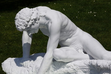 statua di marmo bianco - obrazy, fototapety, plakaty