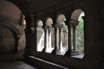 abbaye de montmajour 74