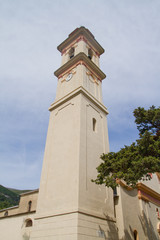 Fototapeta na wymiar clocher eglise de sisco (village corse)