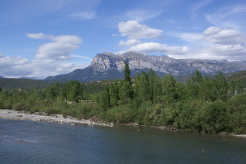 Vistas de Pe&ntilde;a Monta&ntilde;esa