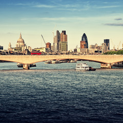 Obraz na płótnie Canvas Skyline of City of London.