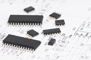 microelectronics element and layout