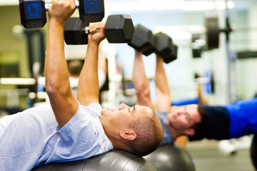 workout in gym