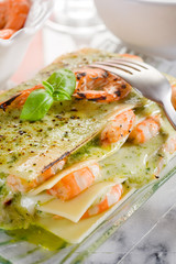 lasagne with shrimp & pesto-lasagne gamberi pesto