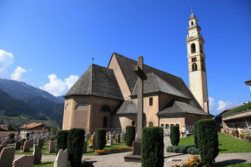 Paesaggio con chiesa