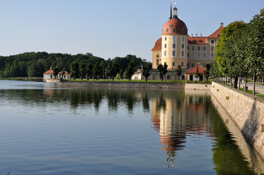dresda, il lago di schloss moritzburg