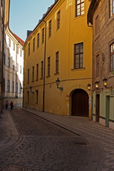 Fototapeta na wymiar Stare uliczki Pragi