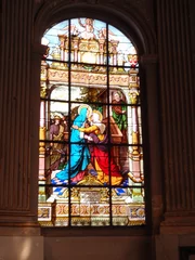 Rolgordijnen Glas in lood raam in de Saint-Laurent kerk in Parijs © Atlantis