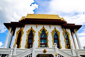 Hall of rest after big heart for peace