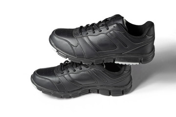 black sports shoes