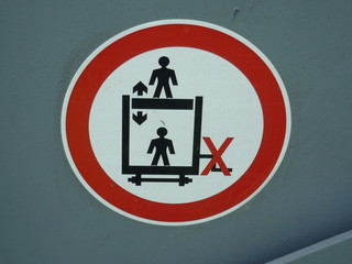 Schild - Warnschild - verkehrsschild