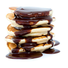 Coulis de chocolat sur pancakes