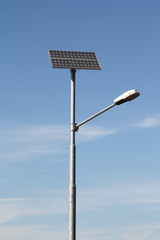 pannello fotovoltaico applicato all'illuminazine stradale
