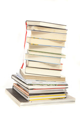 STAPEL VON BÜCHERN