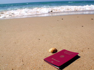 Reisepass am Strand