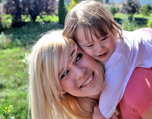 Joyce und Alicia 07