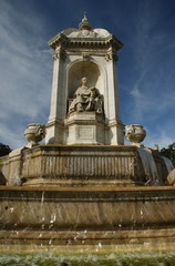 Fototapeta premium Fontaine à Paris