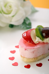 Cake with fresh fruits