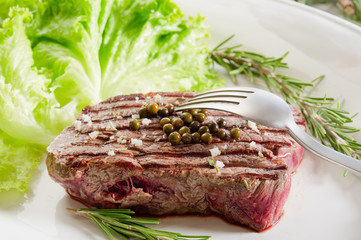 tenderloin with salad-filetto e insalata